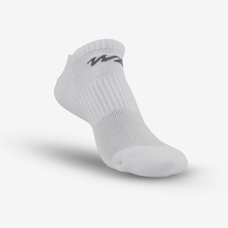 EVERYDAY TRAINING NO SHOW ANKLE SOCKS (WHITE, 6-PACK) - We Ball Sports