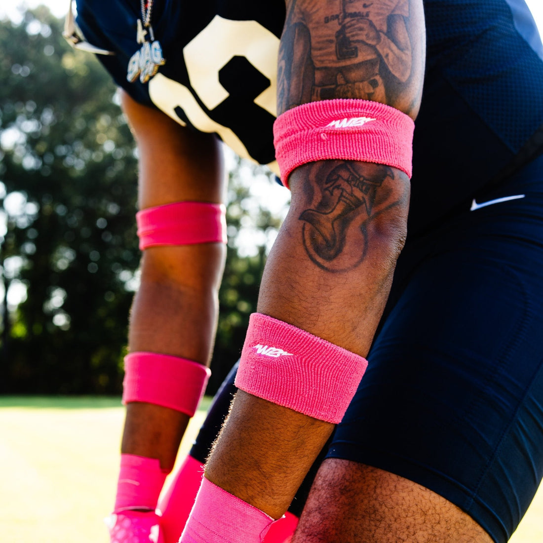 How To Choose The Best Fit Wristband For Football Players - We Ball Sports