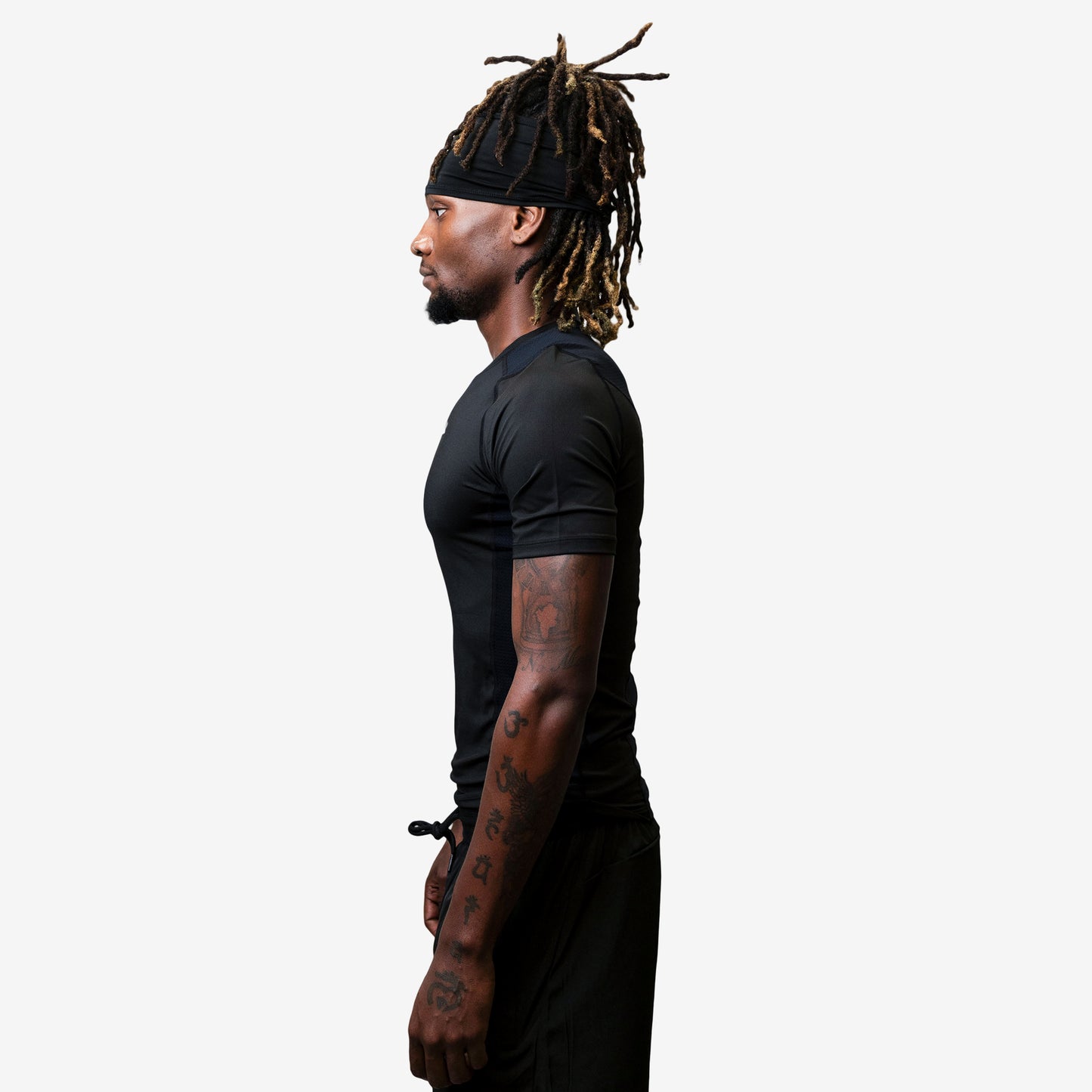 COMPRESSION SHORT SLEEVE T-SHIRT (BLACK)