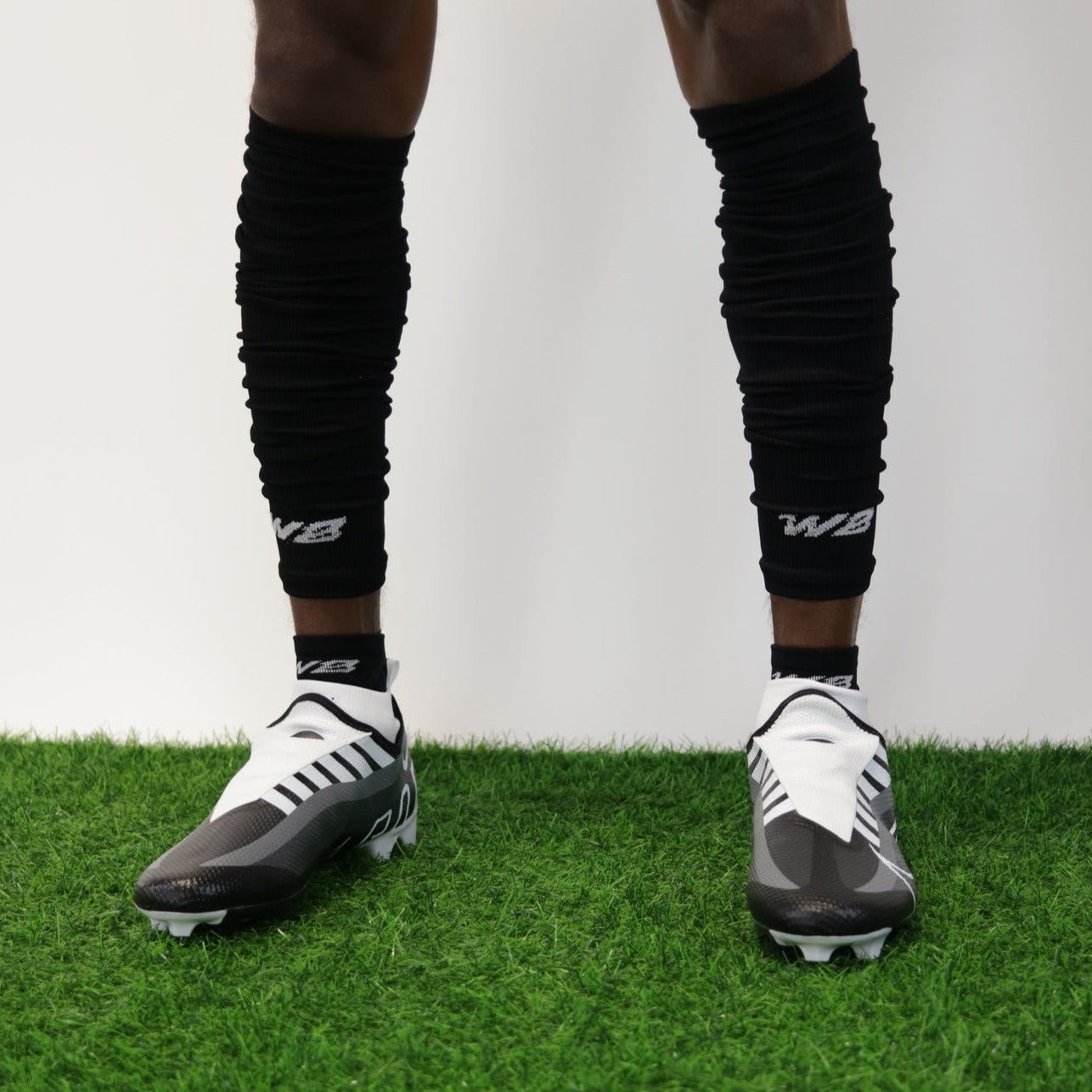 Showtime Football Scrunch Leg Sleeves (Black)