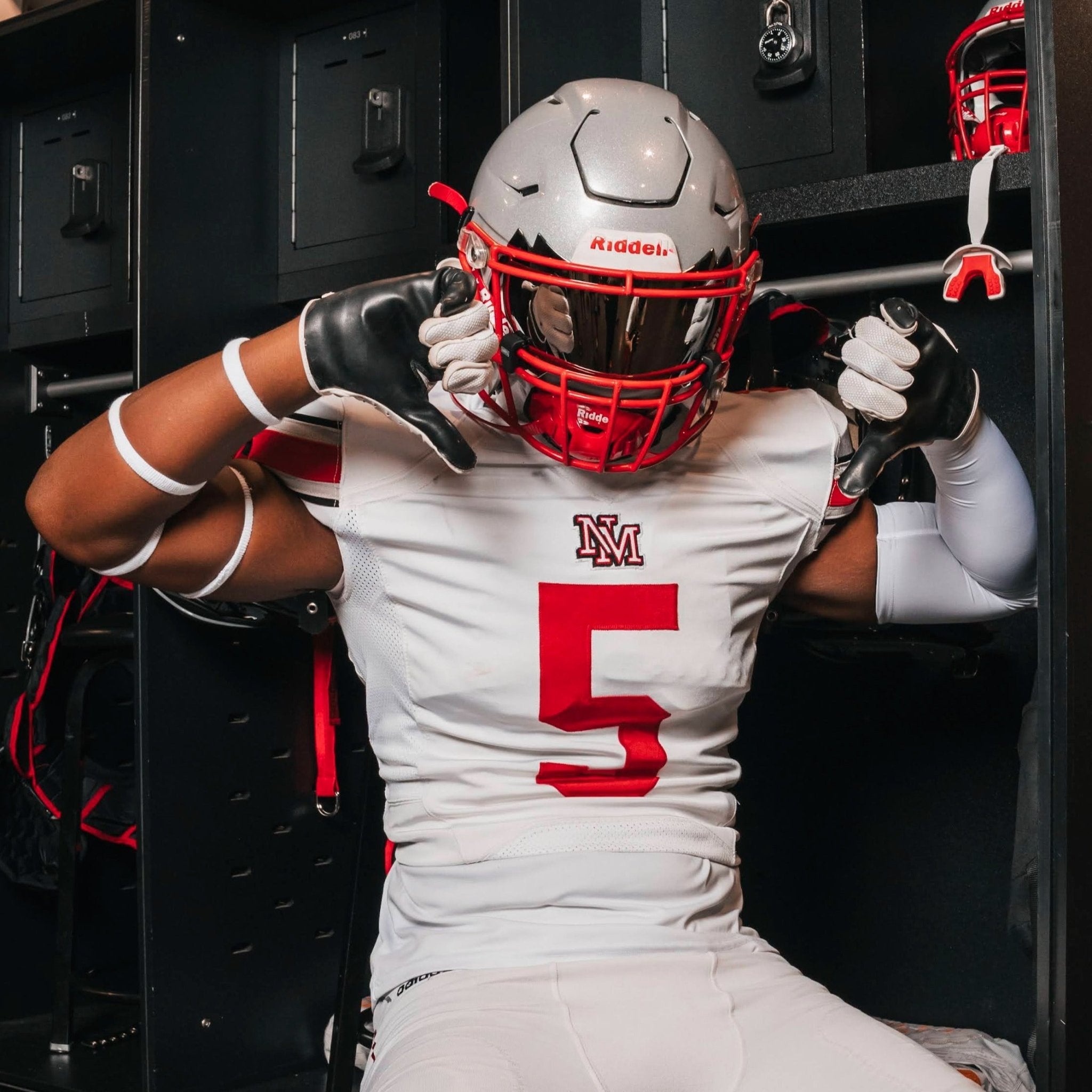 Chrome Tinted Football Visors FOOTBALL VISOR (CHROME) – We Ball Sports